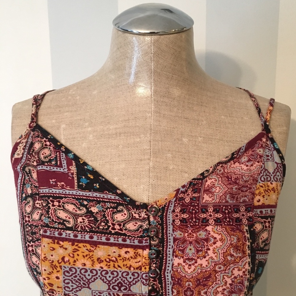 AEO Flowy Tank - Picture 3 of 8